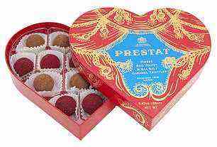 Prestat-Pralinen waren ein Liebling der Fans, weil sie die edelsten waren und wurden regelmäßig als prestigeträchtige Schokolade erwähnt