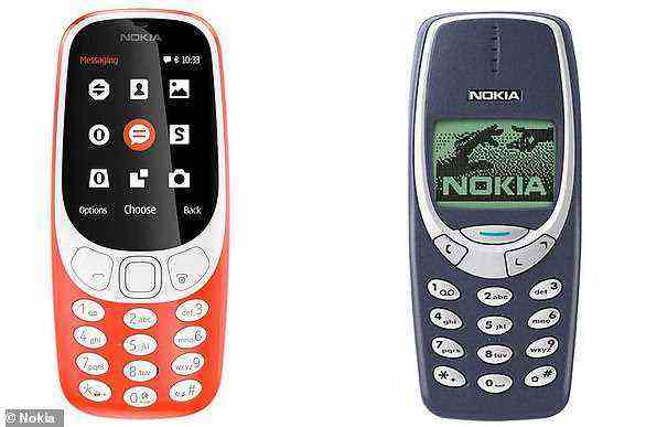 Nokias neu gestarteter 3310 (links), veröffentlicht im Jahr 2017, ist hier neben dem ursprünglichen 3310 abgebildet, der im Jahr 2000 veröffentlicht wurde