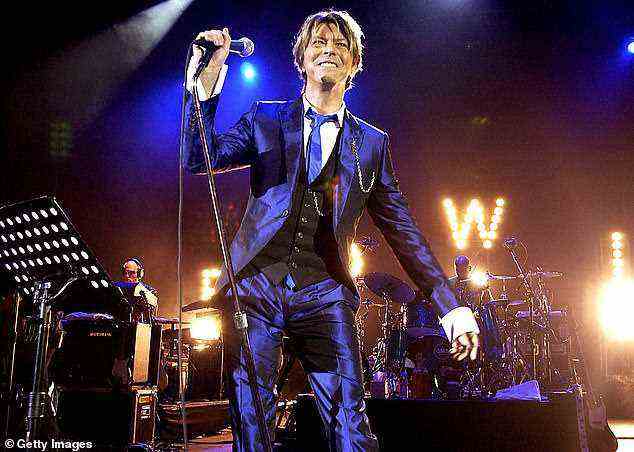 Übernahme: Warner Chappell Music (WCM) erwarb die Veröffentlichungsrechte an David Bowies Back-Katalog in einem Deal, der Anfang des Monats Hunderte Millionen Dollar wert sein soll