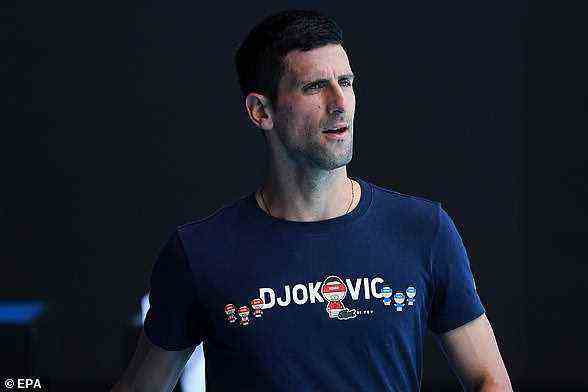 Djokovic ist am Mittwoch während einer Trainingseinheit im Melbourne Park abgebildet.
