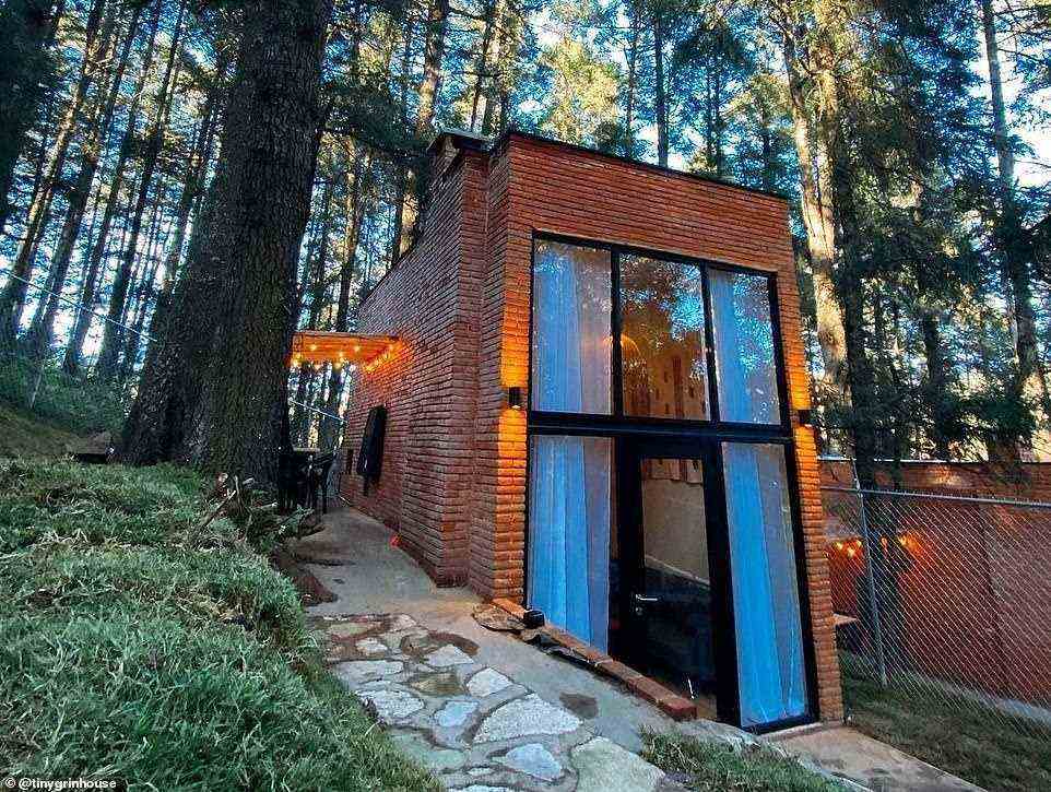 9. HERMOSA CABANA (MINERAL DEL CHICO, HIDALGO, MEXIKO): Diese Hütte mit doppelter Höhe ist von Bäumen umgeben und liegt in der Nähe der Bergdörfer Mineral del Chico und Mineral del Monte.  Vorlieben - 27.096