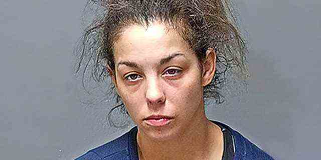Kayla Montgomery, 31, wurde in Manchester, New Hampshire, festgenommen und wegen Sozialbetrugs angeklagt.  (Manchester Police Department)