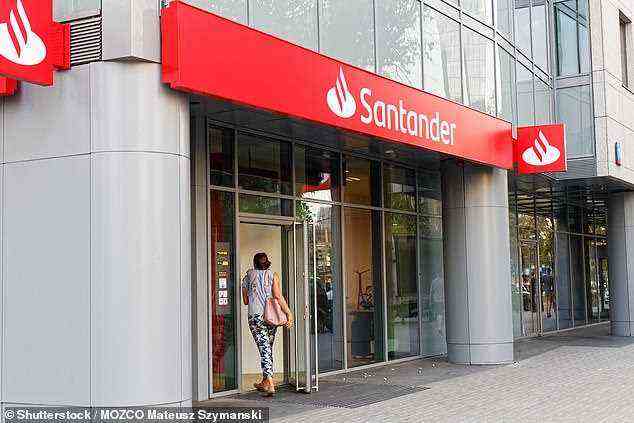 Santander bietet Kunden, die zu einem Girokonto von Santander wechseln, 140 £ Cashback an.