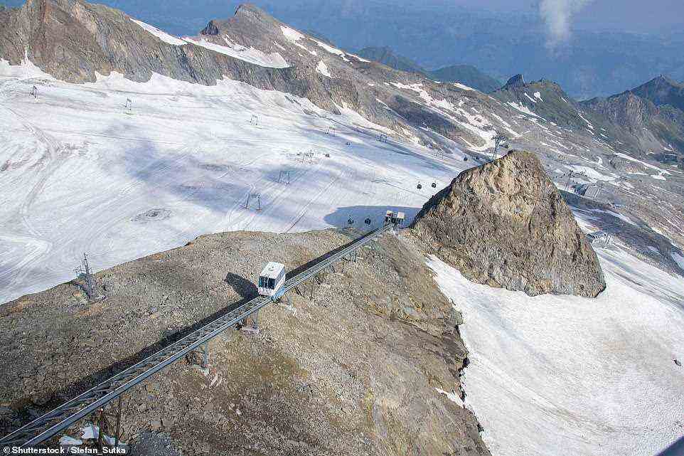 Der Kitzsteinhorn-Gletscher ist ein herrliches Skigebiet, das mit einer Standseilbahn erreichbar ist