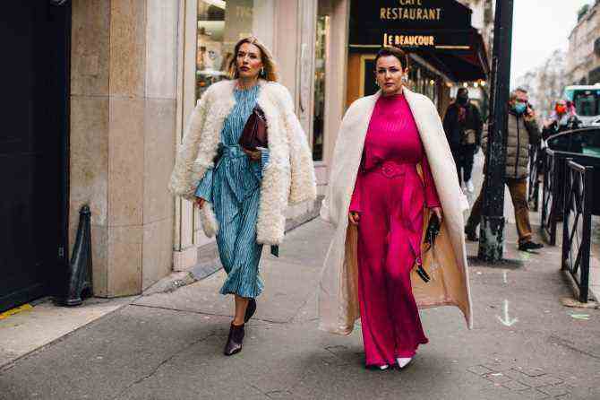 STYLECASTER |  Haute Couture im Pariser Streetstyle