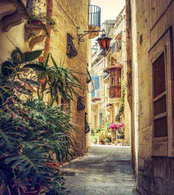 Ein Blick auf eine Straße in Malta