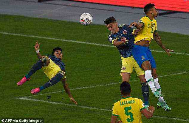 Diaz erzielte beim kolumbianischen Copa America 2021-Duell gegen Brasilien einen spektakulären Fallrückzieher