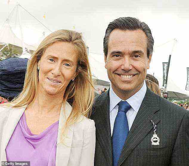 Beschämt: Antonio Horta-Osorio (im Bild mit Ehefrau Ana) wurde letzten Sommer Präsident der Credit Suisse