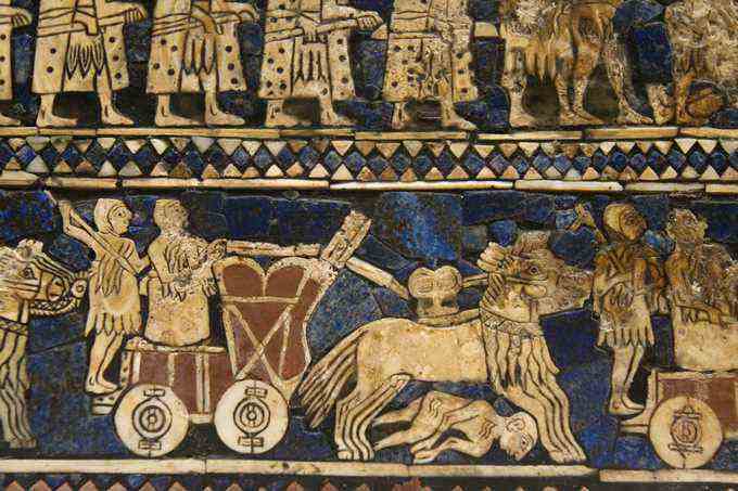 Mosaikszene eines sumerischen Artefakts, die Kungas zeigt, die Wagen ziehen