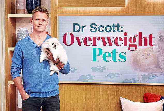 Paradies verloren: Der TV-Tierarzt Dr. Scott Miller, der regelmäßig in der ITV-Show This Morning zu sehen ist, zahlte letztes Jahr 20.000 Pfund für einen Urlaub auf den Malediven, konnte aber nicht gehen, weil er Covid erwischte