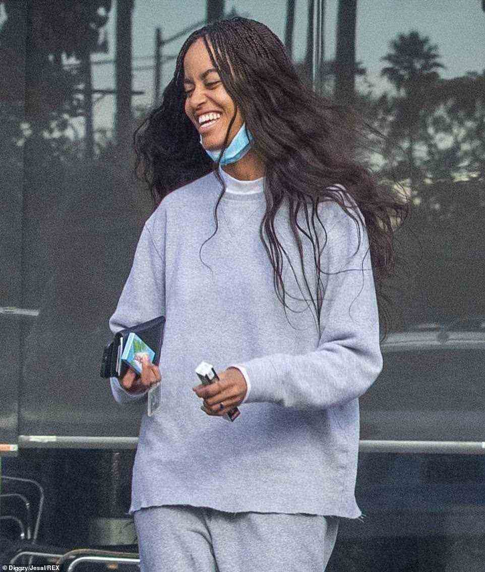Malia Obama was spotted leaving a smoke shop in Los Angeles with a smile on her face on Sunday