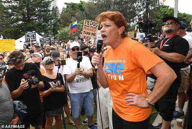 Die Anführerin von One Nation, Pauline Hanson, behauptet, dass Menschen, die gegen den Australia Day protestieren, „darüber hinwegkommen“ müssen.