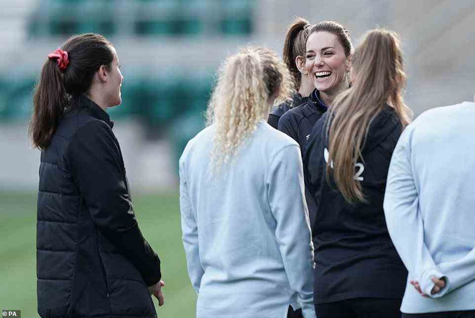 Sporty Kate looked perfectly at ease as she spoke to England Rugby players, coaches and referees at Twickenham today