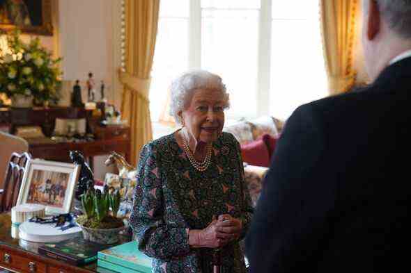 Queen Bilder der neuesten Nachrichten von Königin Elizabeth II. Windsor Castle Royal Family