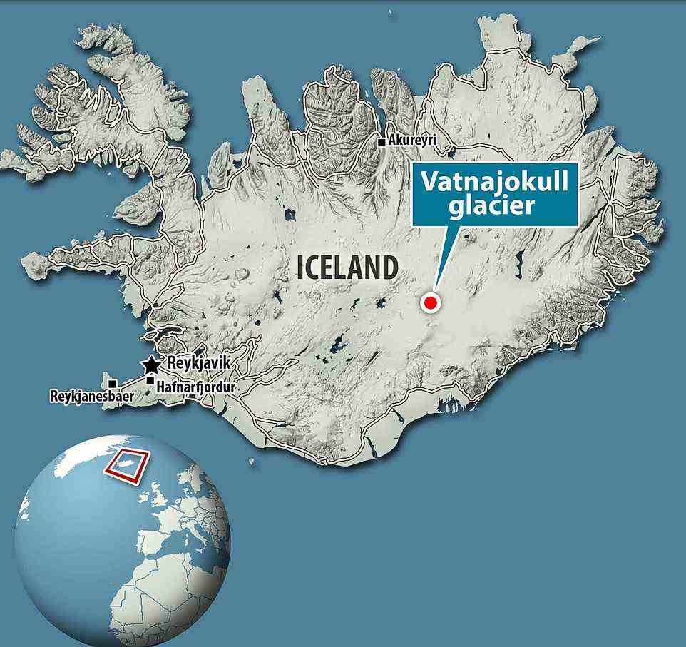Vatnajokull umfasst beeindruckende 7.900 Quadratkilometer (3.050 Quadratmeilen)