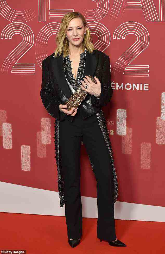 So schick!  Die australische Schauspielerin Cate Blanchett (im Bild) erhielt den Honorary Cesar Award während der 47. Verleihung der Cesar Film Awards am Freitag in Paris