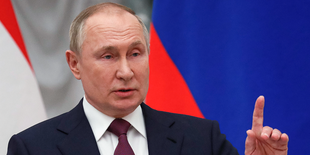 Der russische Präsident Wladimir Putin.  Sagte Senator Bill Hagerty an diesem Wochenende gegenüber Fox News Digital über den russischen Präsidenten: "Die ganze Welt schaut darauf, wie Putin das verhandeln kann und womit er davonkommt [in Ukraine]."