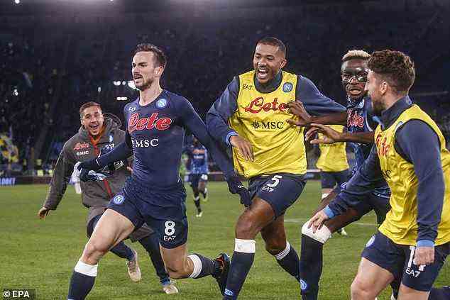 Fabian Ruiz erzielte einen Last-Minute-Sieger, als Napoli einen großen Auswärtssieg bei Lazio holte