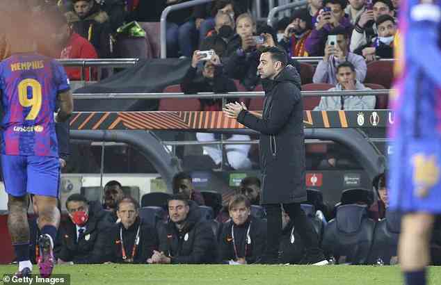 Xavi hat dazu beigetragen, ihre Form in dieser Saison zu verbessern, wobei Barcelona jetzt auf dem vierten Tabellenplatz liegt