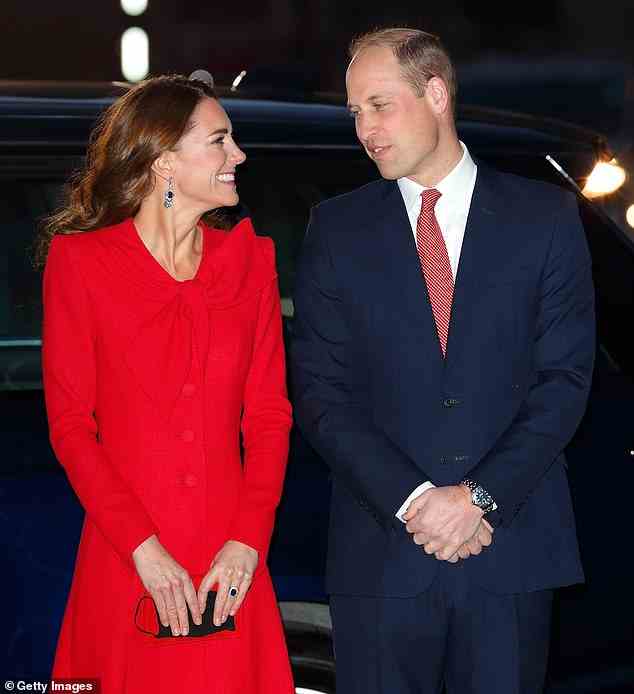 Der Herzog und die Herzogin von Cambridge werden nächsten Monat in einer königlichen Charmeoffensive die Karibik besuchen, um die Unterstützung für die Monarchie im Jahr des Platinjubiläums der Königin zu stärken.  Abgebildet, das Paar in London im Dezember