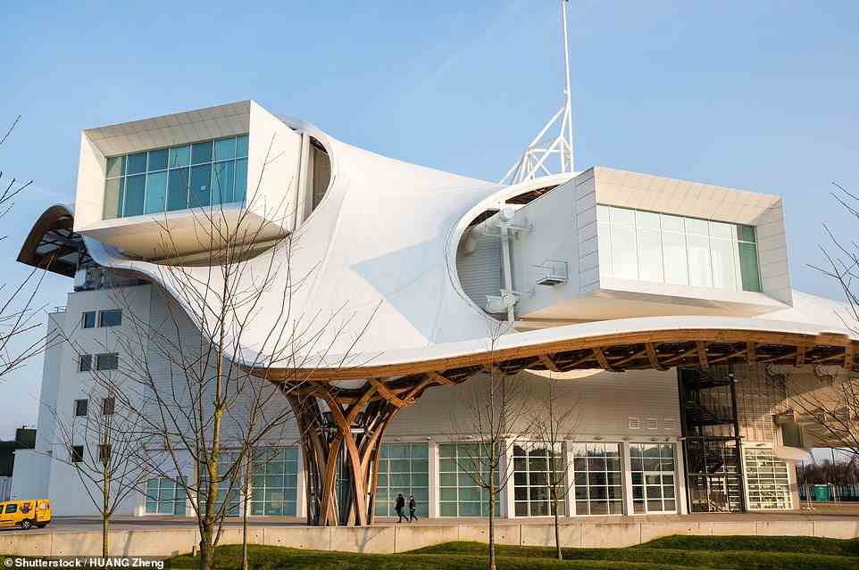 Die abgebildete Metzer Filiale des Pompidou wurde vom japanischen Stararchitekten Shigeru Ban entworfen