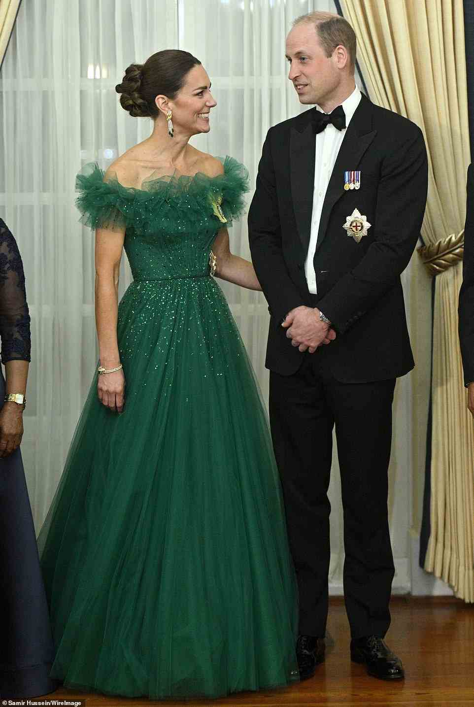 Kate’s earrings and bracelet comes from Her Majesty the Queen’s Emerald Tassel Parure, which consist of a matching set of earrings, a necklace, bracelet and a ring