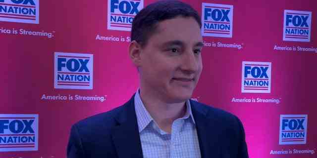 GOP-Senatskandidat und ehemaliger Schatzmeister des Staates Ohio spricht mit Fox News auf der Conservative Political Action Conference (CPAC) am 26. Februar 2022 in Orlando, Florida.