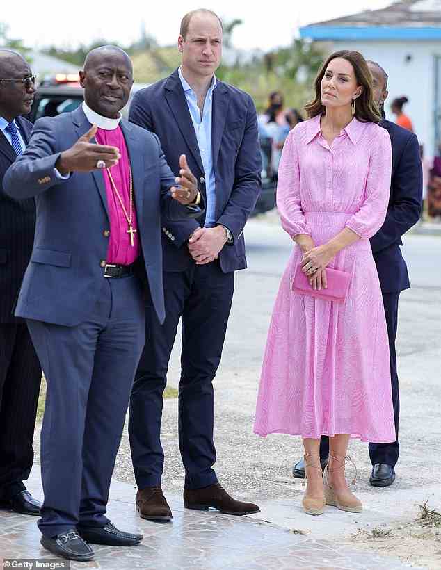 Prinz William und Kate Middleton werden bei einem Besuch in der Daystar Evangelical Church in Great Abaco gesehen