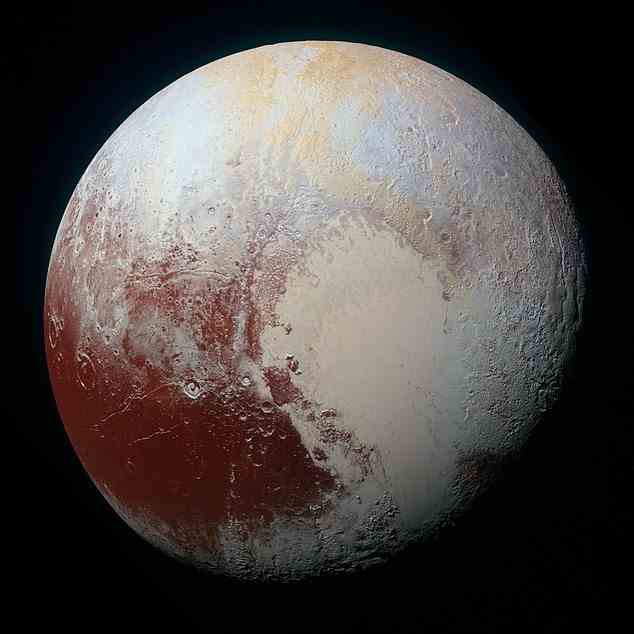Während viele von uns mit dem Wissen aufgewachsen sind, dass Pluto ein Planet ist, wird er seit 2006 als Zwergplanet definiert