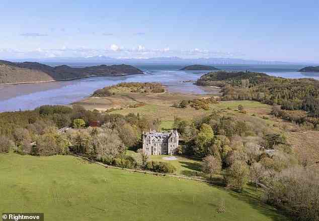 Göttlich: Das schottische Schloss, das von Fine & Country verkauft wird, könnte Ihnen gehören und wird für Angebote über 1,75 Millionen Pfund angeboten