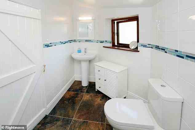 Badezimmerfokus: Die beiden Objekte verfügen über eine Reihe sauberer und moderner Badezimmer