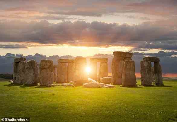 In Großbritannien wurde die Sommersonnenwende vor Tausenden von Jahren von Heiden auf Stonehenge gefeiert