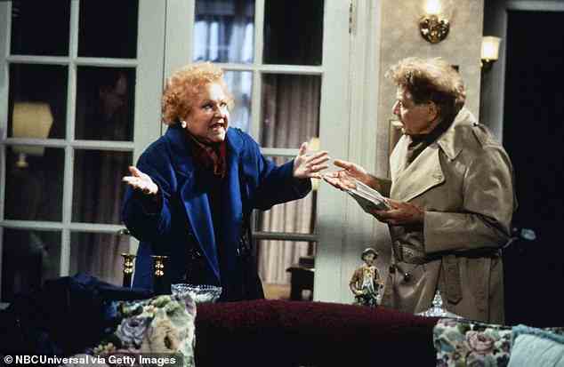 Sie spielte bekanntlich George Costanzas Mutter Estelle in der NBC-Sitcom Seinfeld (abgebildet mit Jerry Stiller)