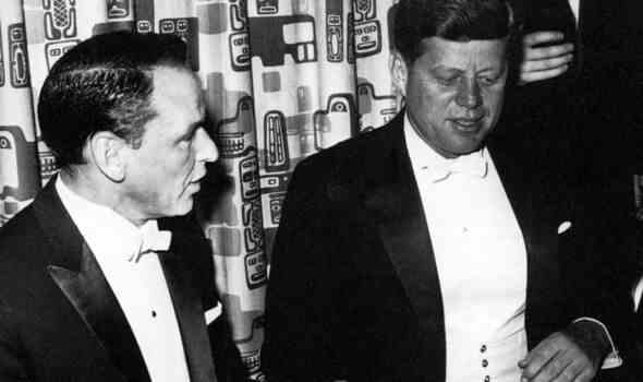 Frank Sinatra trifft John F. Kennedy