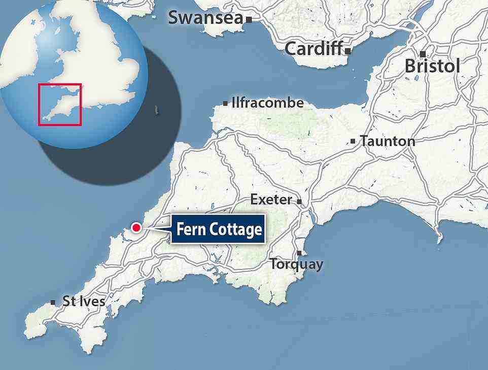 Das Cottage befindet sich in einem kleinen Dorf in Cornwall namens Port Isaac, obwohl Fans die Gegend als das fiktive Portwenn kennen werden