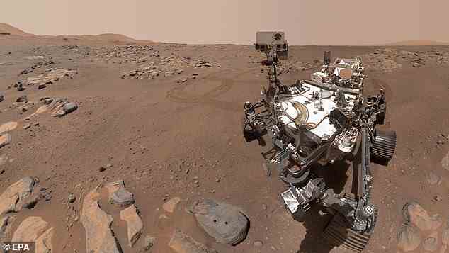 Die NASA verpflichtete sich zu zwei Vorschlägen aus der letzten planetaren wissenschaftlichen Umfrage im Jahr 2012 – dem Europa Clipper, der 2024 startet (oben) und dem Perseverance-Rover, der jetzt auf dem Mars ist (unten).