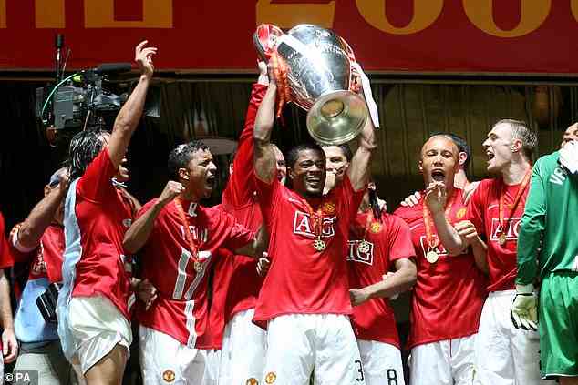 Evra hatte eine erfolgreiche Karriere bei United und gewann 2008 sogar die Champions League