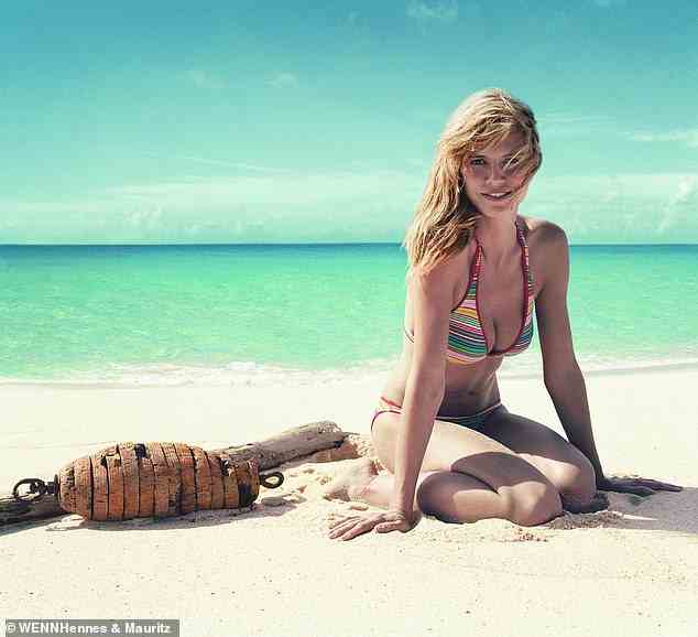 Heidi Klum posiert 2003 für eine H&M-Bademodenkampagne auf Virgin Gorda, Britische Jungferninseln