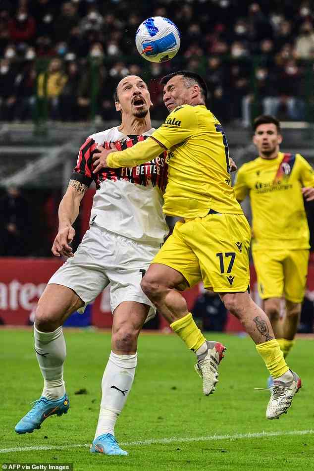 AC Mailand-Stürmer Zlatan Ibrahimovic kollidierte mit Bologna-Kapitän Gary Medel