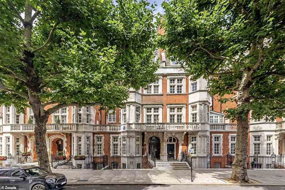 Dieses Anwesen mit sechs Schlafzimmern in einem wohlhabenden Teil von London war einst das Zuhause des Gründers der Londoner U-Bahn, Lord Ashfield