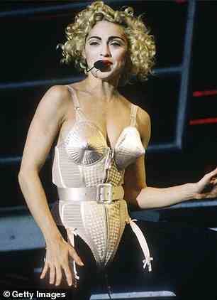 Stil: Madonna bevorzugte in den 90er Jahren spitze Cups zu ihren Korsetts