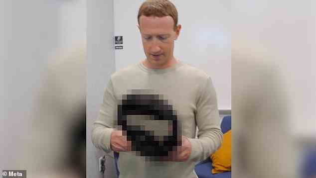 Obwohl das Teaser-Video von Zuckerberg die Sicht des Trägers zeigt, wurde das Headset selbst unkenntlich gemacht