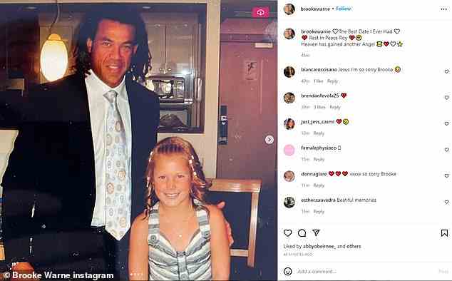 Shane Warnes Tochter Brooke hat ein Bild von ihr mit dem Freund ihres Vaters, Andrew Symonds, in den sozialen Medien gepostet