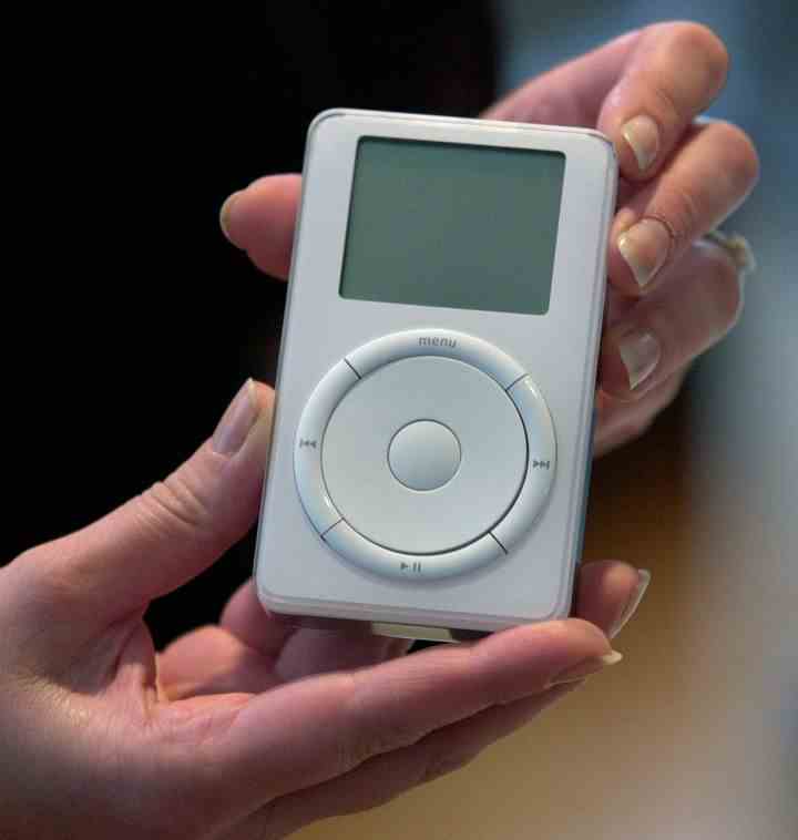 Apple kündigte das erste iPod-Modell am 23. Oktober 2001 an.