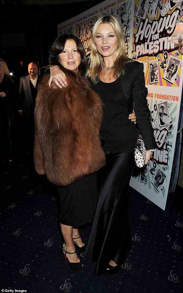 Sie war bekannt als der „Party-Rottweiler“ für das Primrose Hill-Set in den 1990er Jahren, weil sie sich weigerte, Leute zuzulassen, die sie für nicht wichtig genug hielt, um an den hedonistischen Zusammenkünften teilzunehmen, die sie für Kate Moss und Sadie Frost organisierte