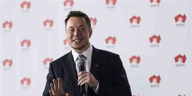 Tesla-CEO Elon Musk wird am 7. Juli 2017 in Australien gesehen.