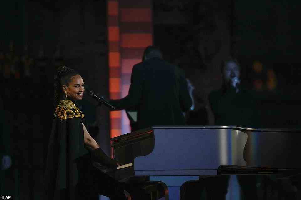 Alicia Keys performs at the Platinum Jubilee concert taking place in front of Buckingham Palace on Saturday night