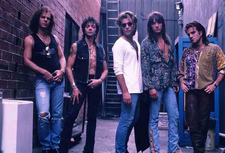 Die Rockgruppe Bon Jovi (LR. David Bryan, Alec John Such, Jon Bon Jovi, Richie Sambora und Tico Torres) im August 1992. (Foto von Mark Weiss/Getty Images)