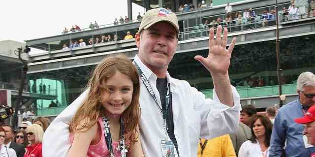 Ray Liotta und Tochter Karsen Liotta nehmen am 27. Mai 2007 an der 91. Auflage der IRL IndyCar Series des Indianapolis 500 teil.
