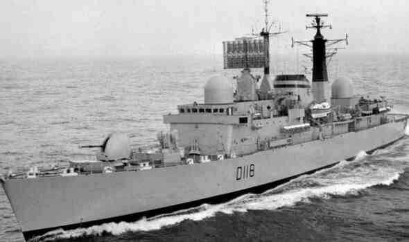 HMS Coventry wurde während der Schlacht versenkt